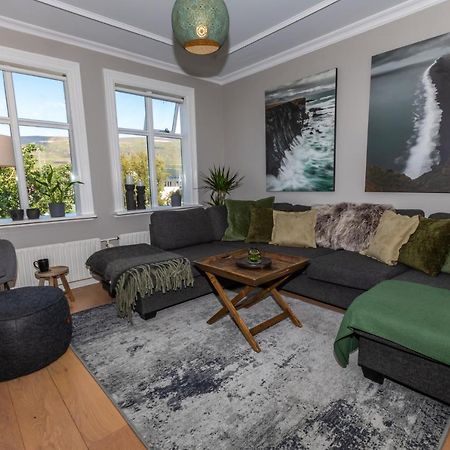 Lovely 2-Bedroom Apartment In Akureyri Luaran gambar