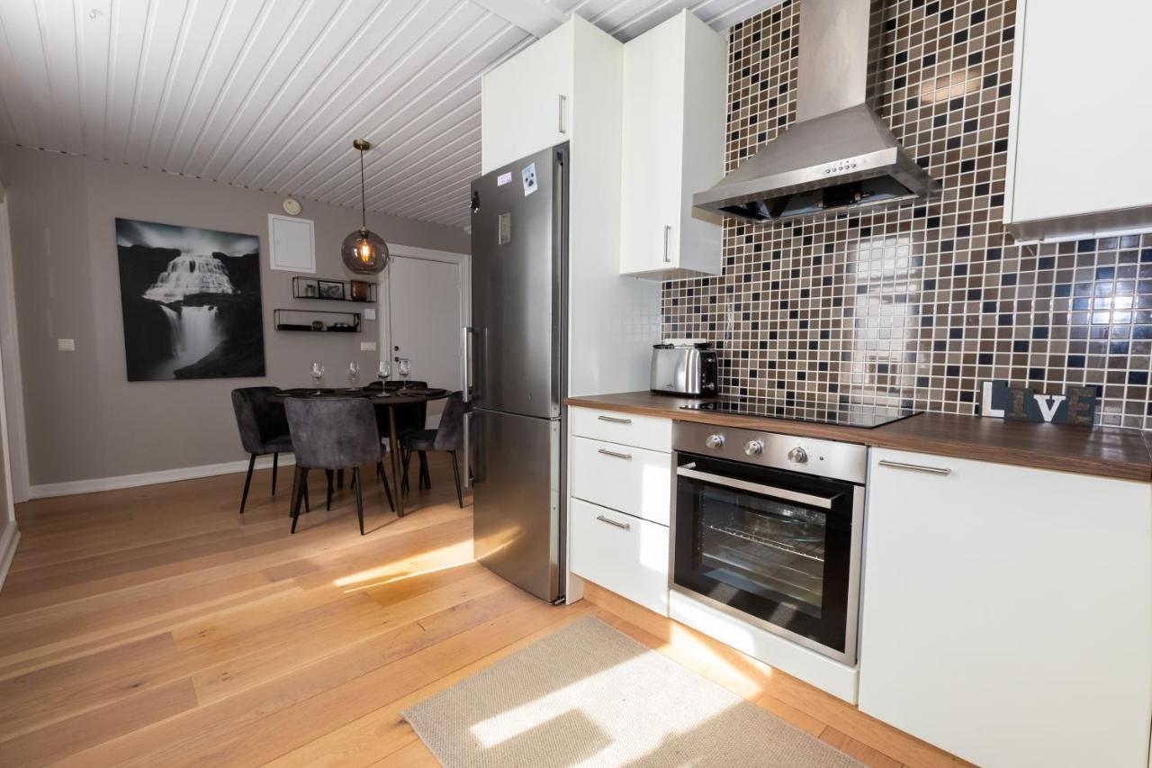 Lovely 2-Bedroom Apartment In Akureyri Luaran gambar