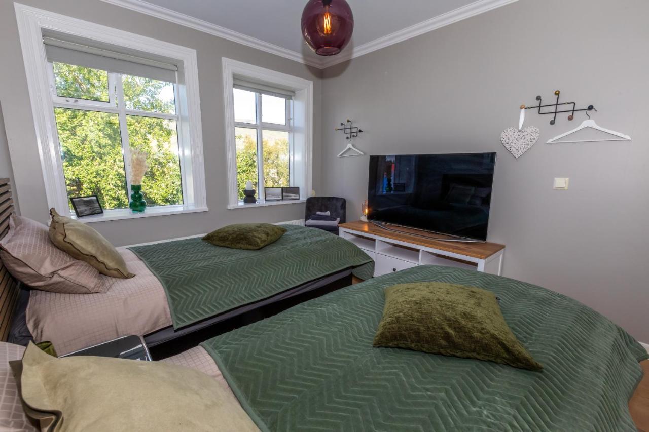 Lovely 2-Bedroom Apartment In Akureyri Luaran gambar